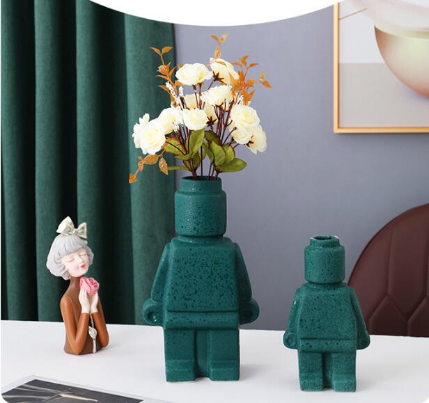 Grillige Lego-geïnspireerde robot plantenbakken voor creatief thuisdecor | BloomGrow