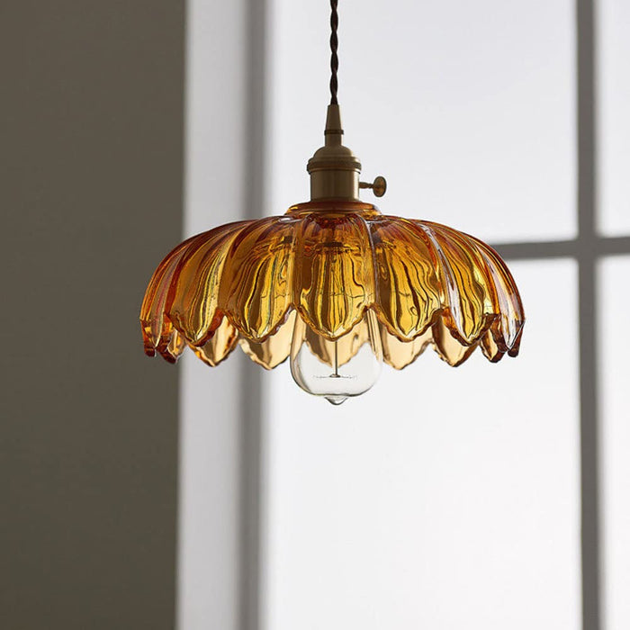 Vintage glazen bloem hanglamp met stralende LED verlichting | FleurGlow