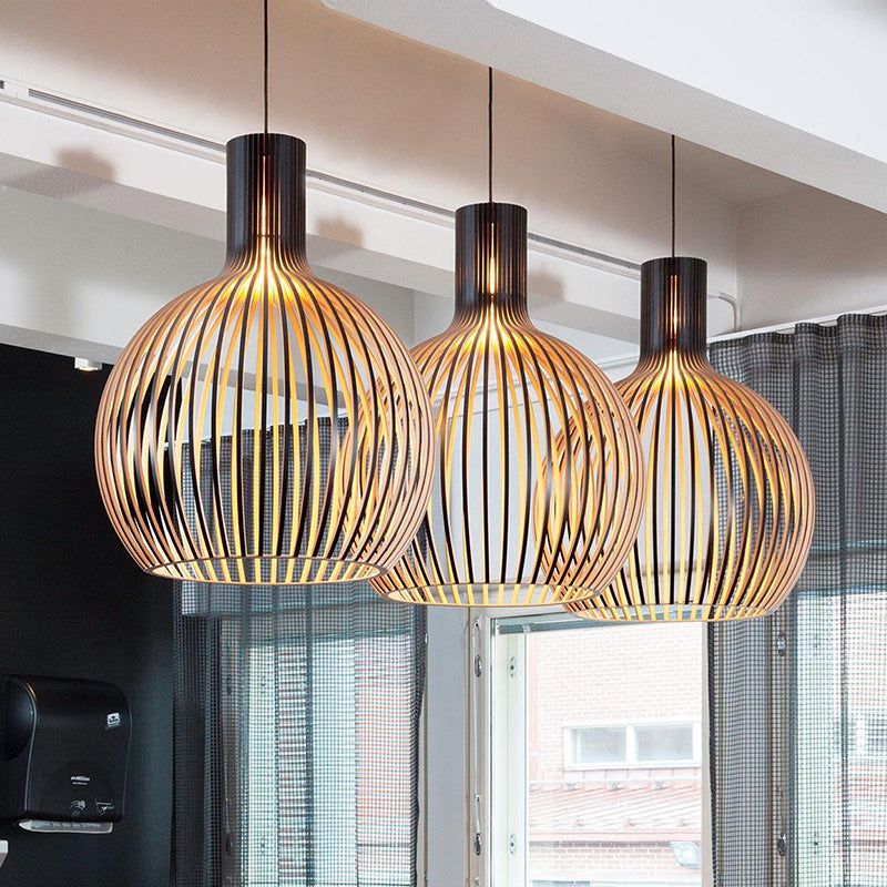 Tijdloze houten hanglamp voor gezellige sfeer | LumoraGlow